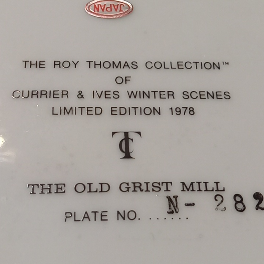 Vintage Winter Countryside Plate with Gold Accents - Picture 4 of 4